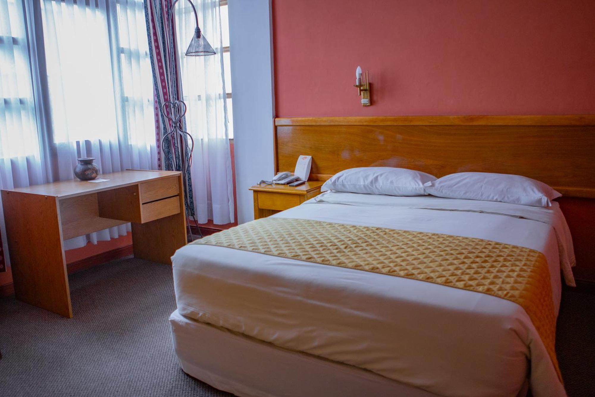 Hotel Cima Argentum Potosí Buitenkant foto