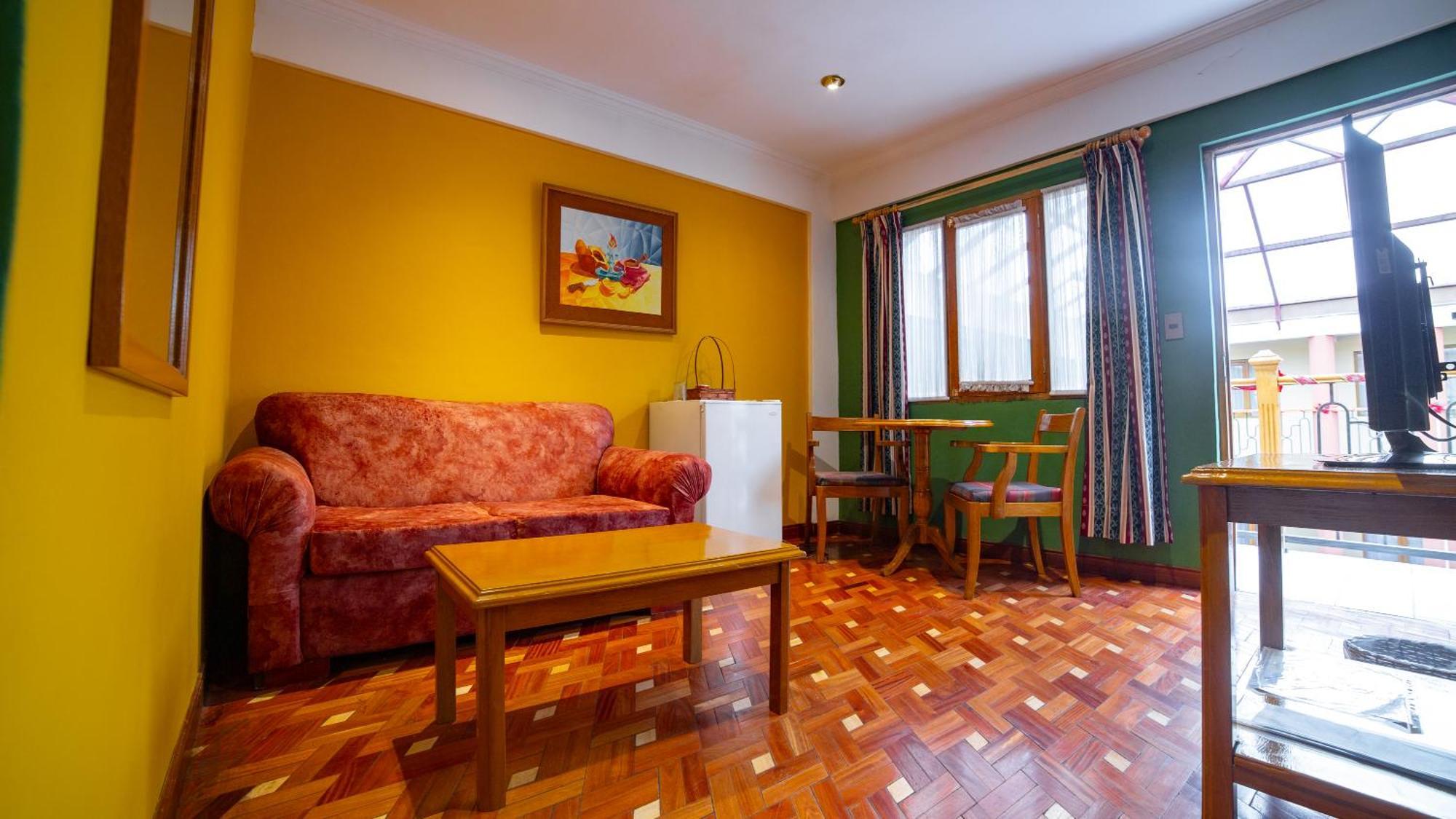 Hotel Cima Argentum Potosí Buitenkant foto