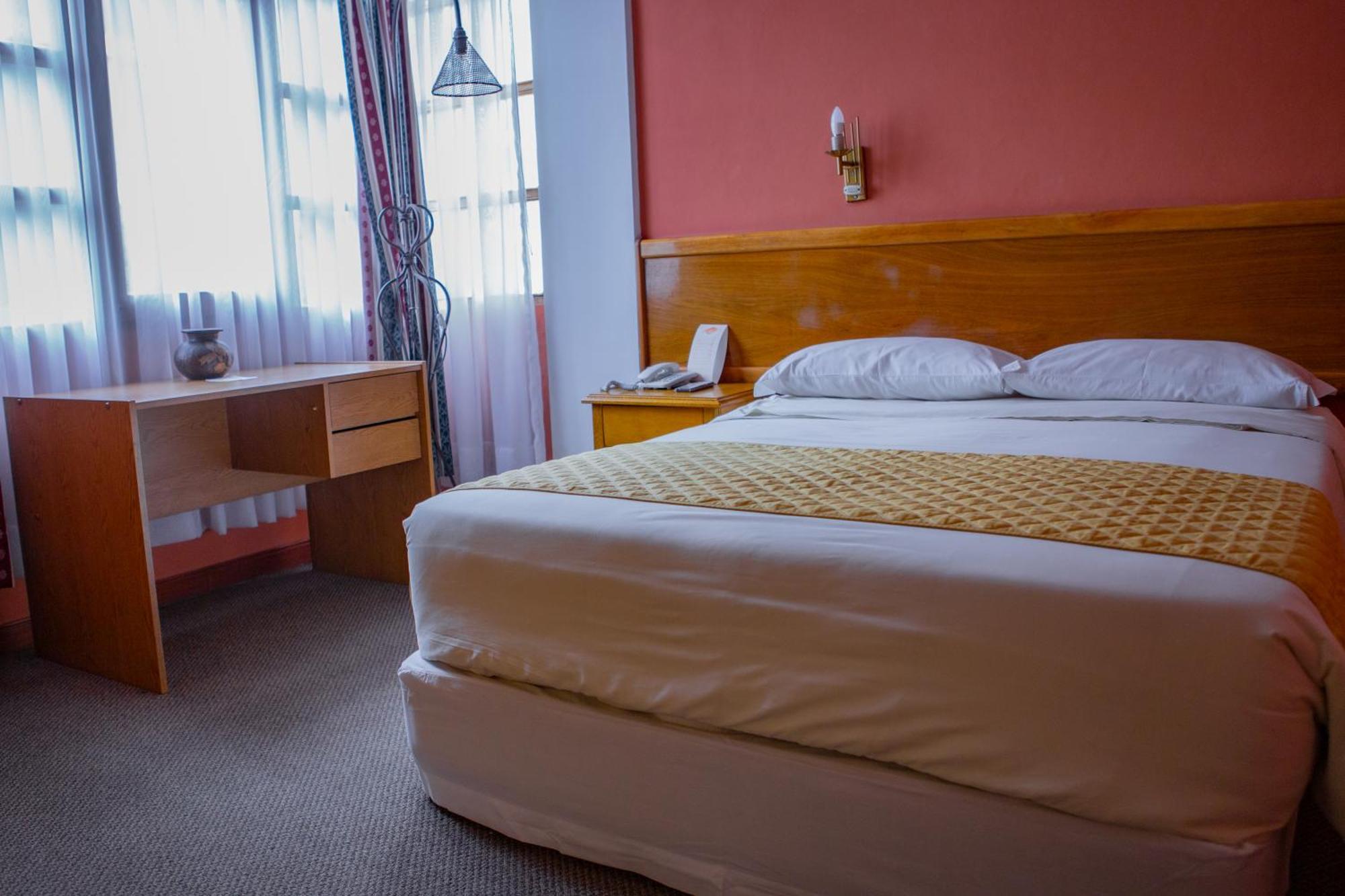 Hotel Cima Argentum Potosí Buitenkant foto