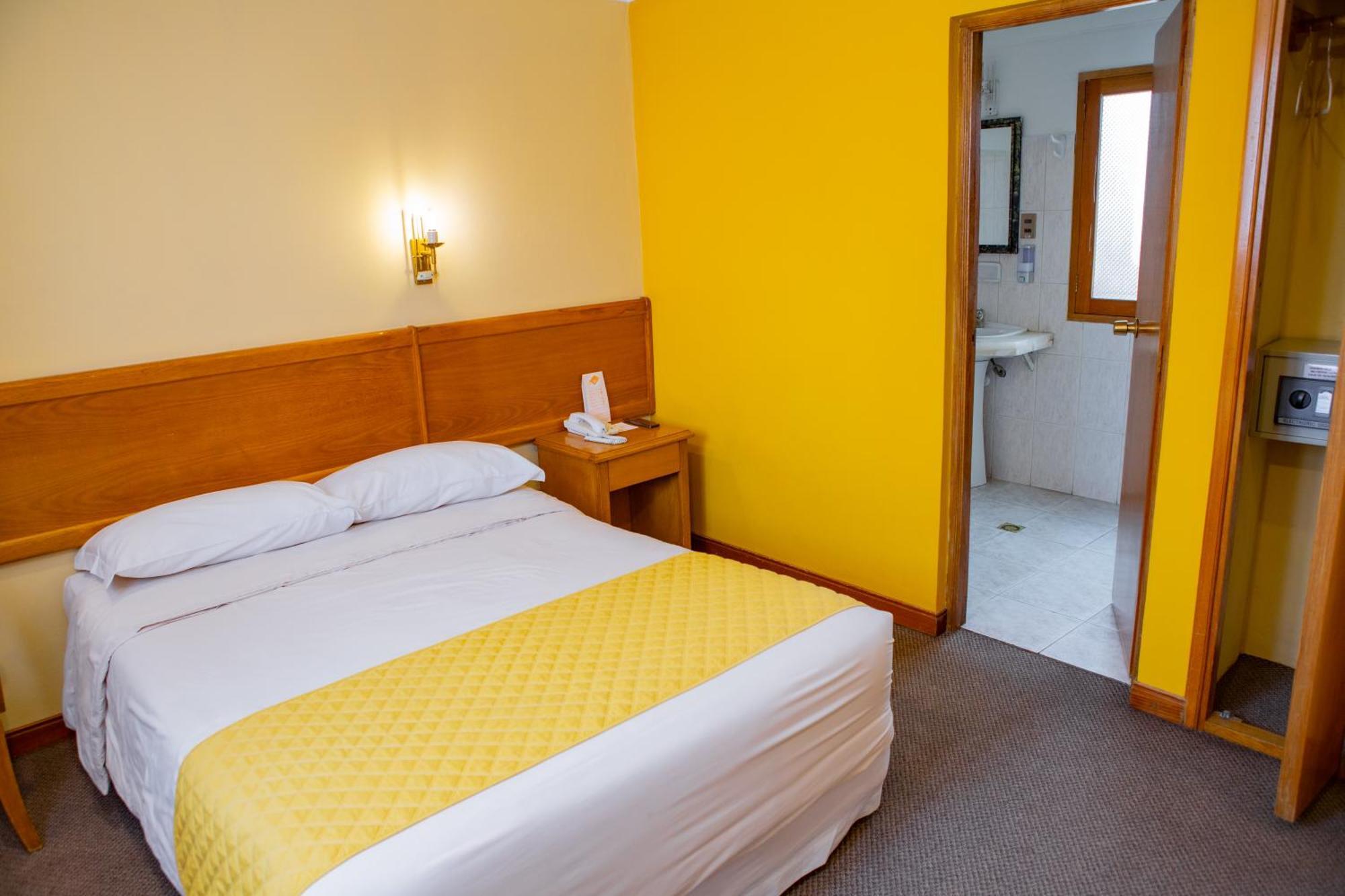 Hotel Cima Argentum Potosí Buitenkant foto