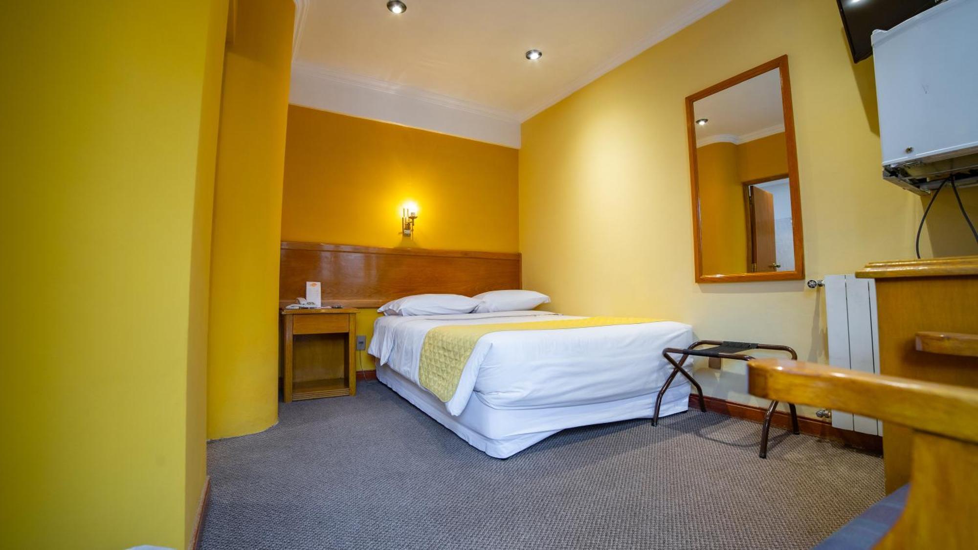 Hotel Cima Argentum Potosí Buitenkant foto