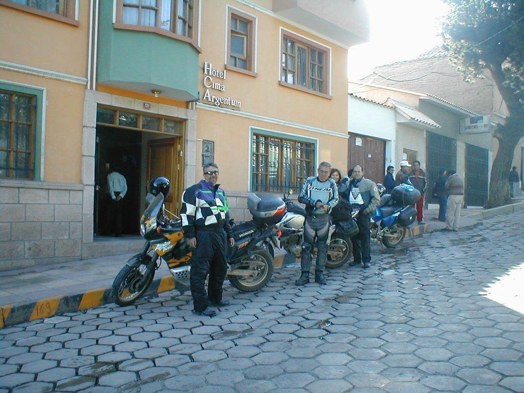 Hotel Cima Argentum Potosí Buitenkant foto
